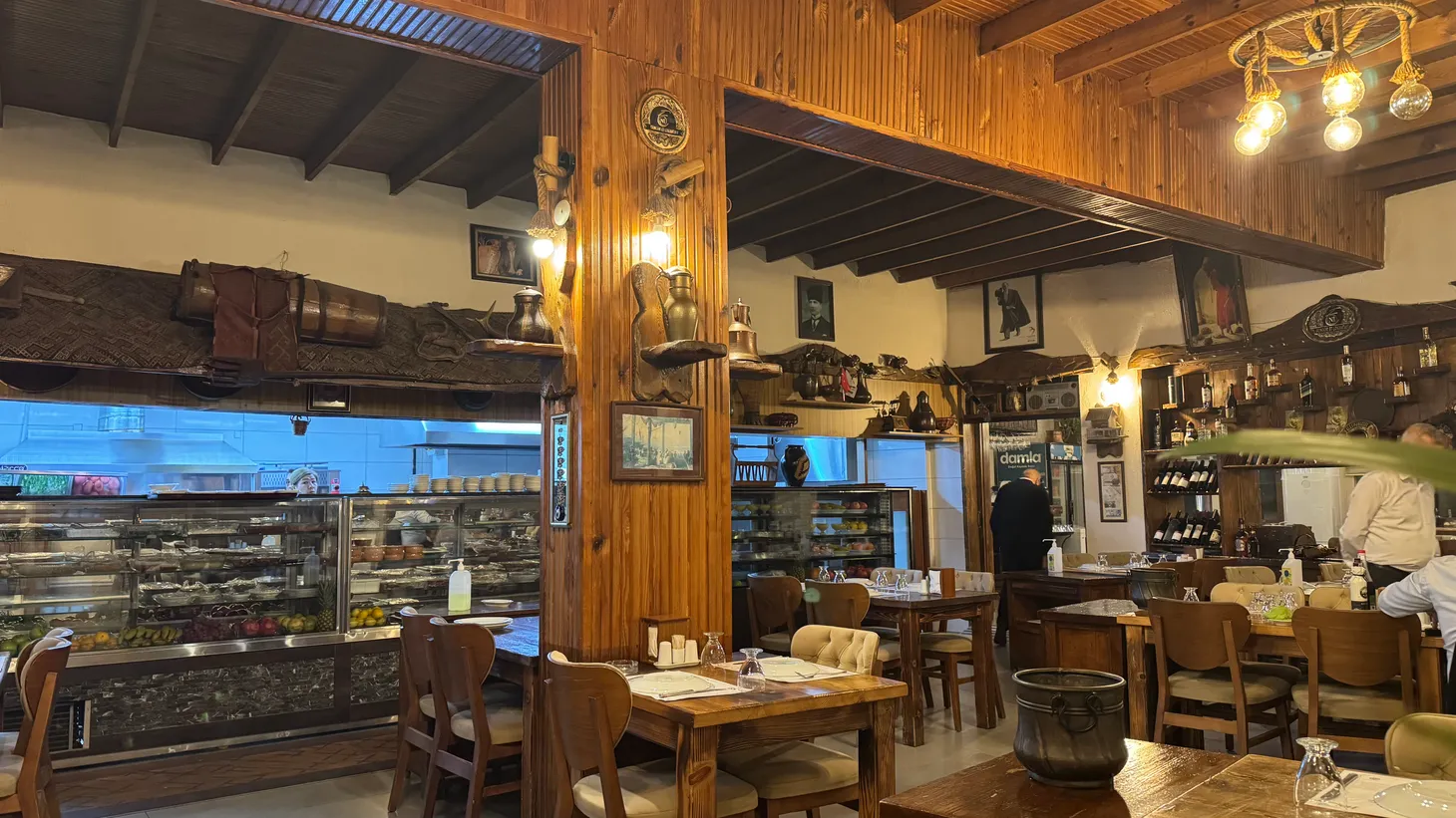 قصة أعظم مطعم كبدة في العالم